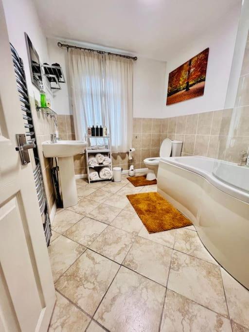 מידלסבורו Lovely 3Bed Home מראה חיצוני תמונה