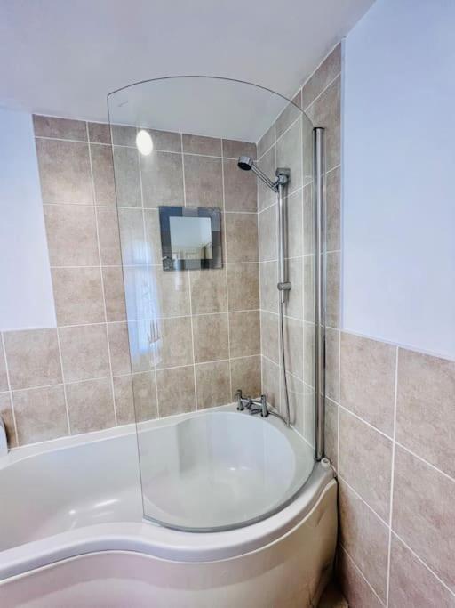 מידלסבורו Lovely 3Bed Home מראה חיצוני תמונה